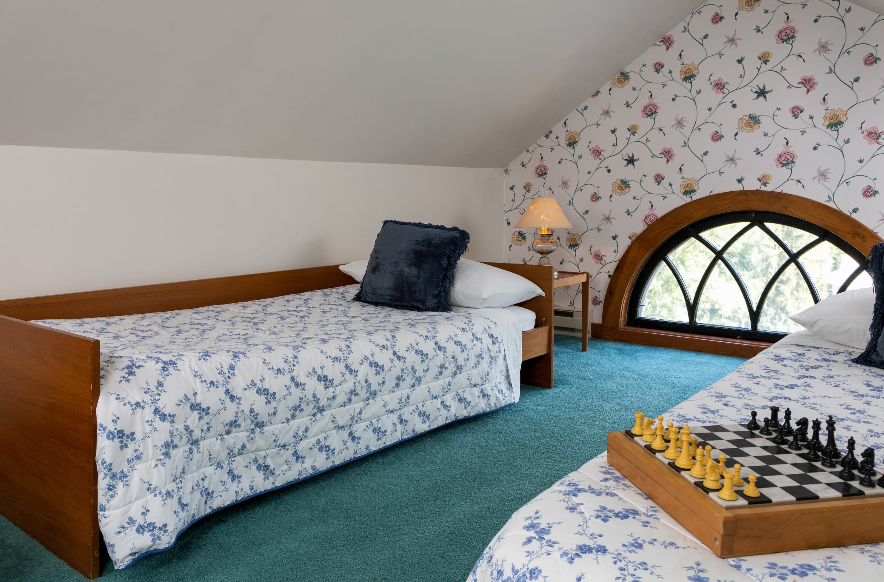 The Loft #9 Upper level Trundle Beds